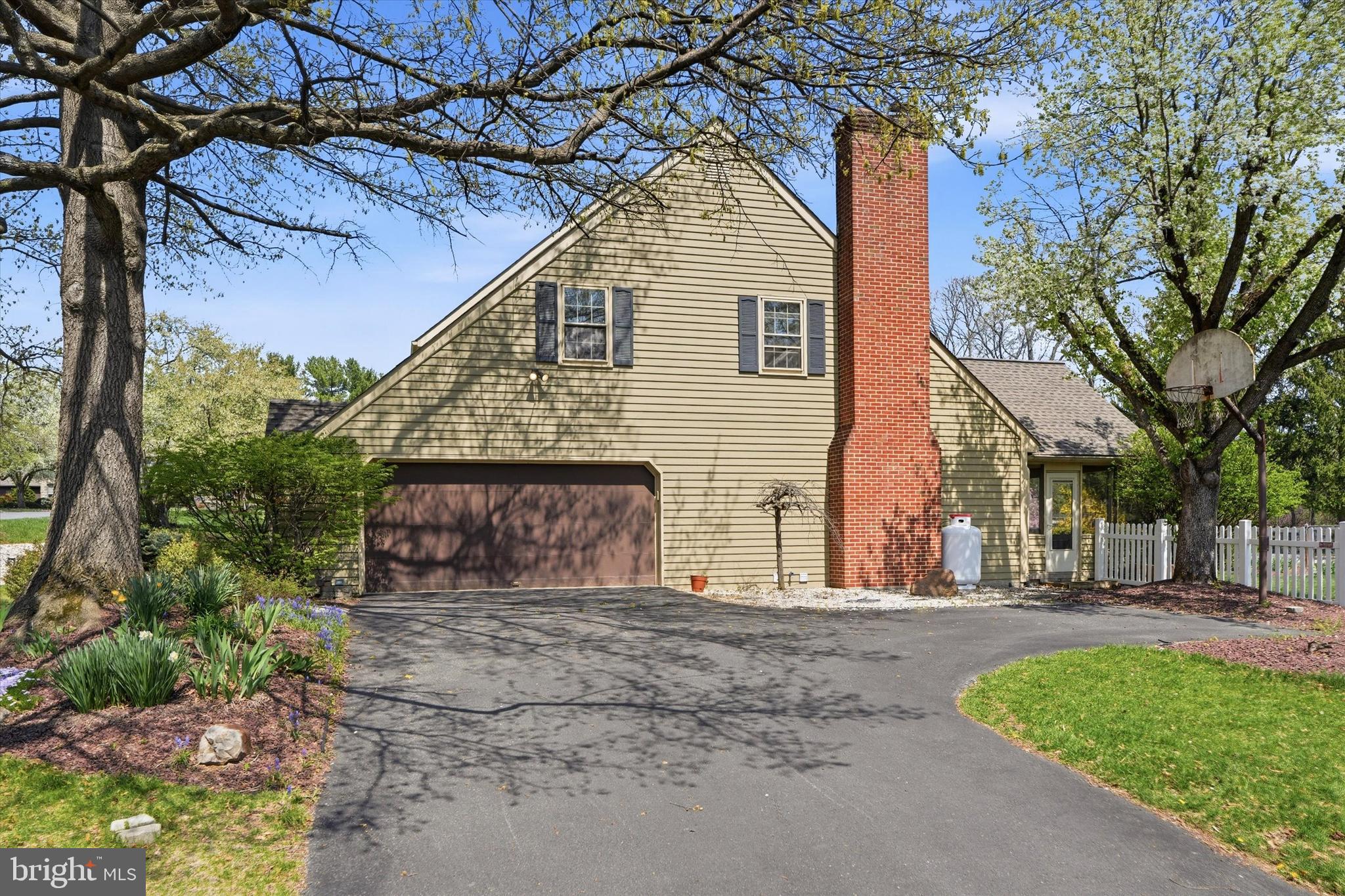 SPRINGHOUSE WEST - Residential