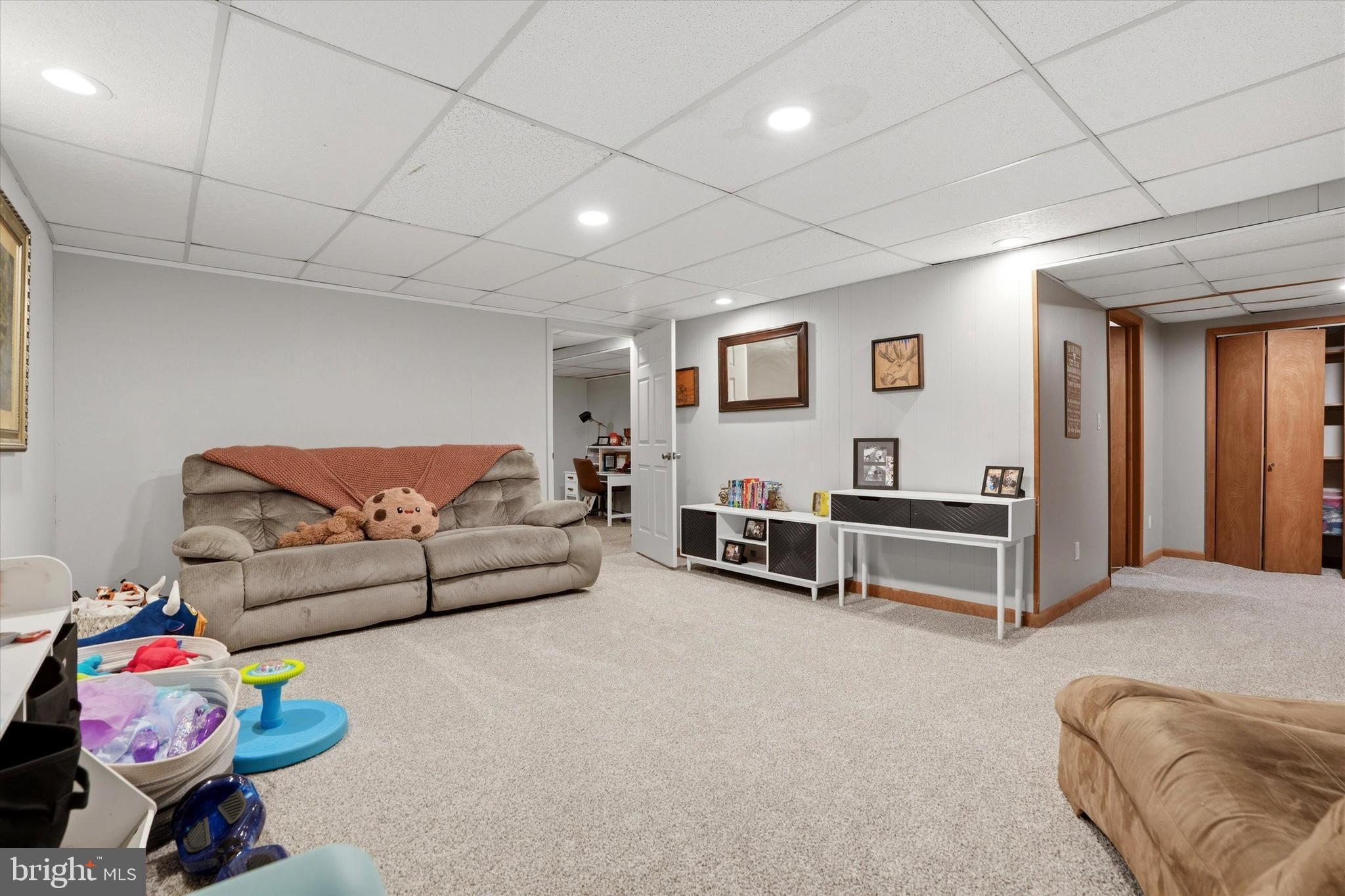 SPRINGHOUSE WEST - Residential