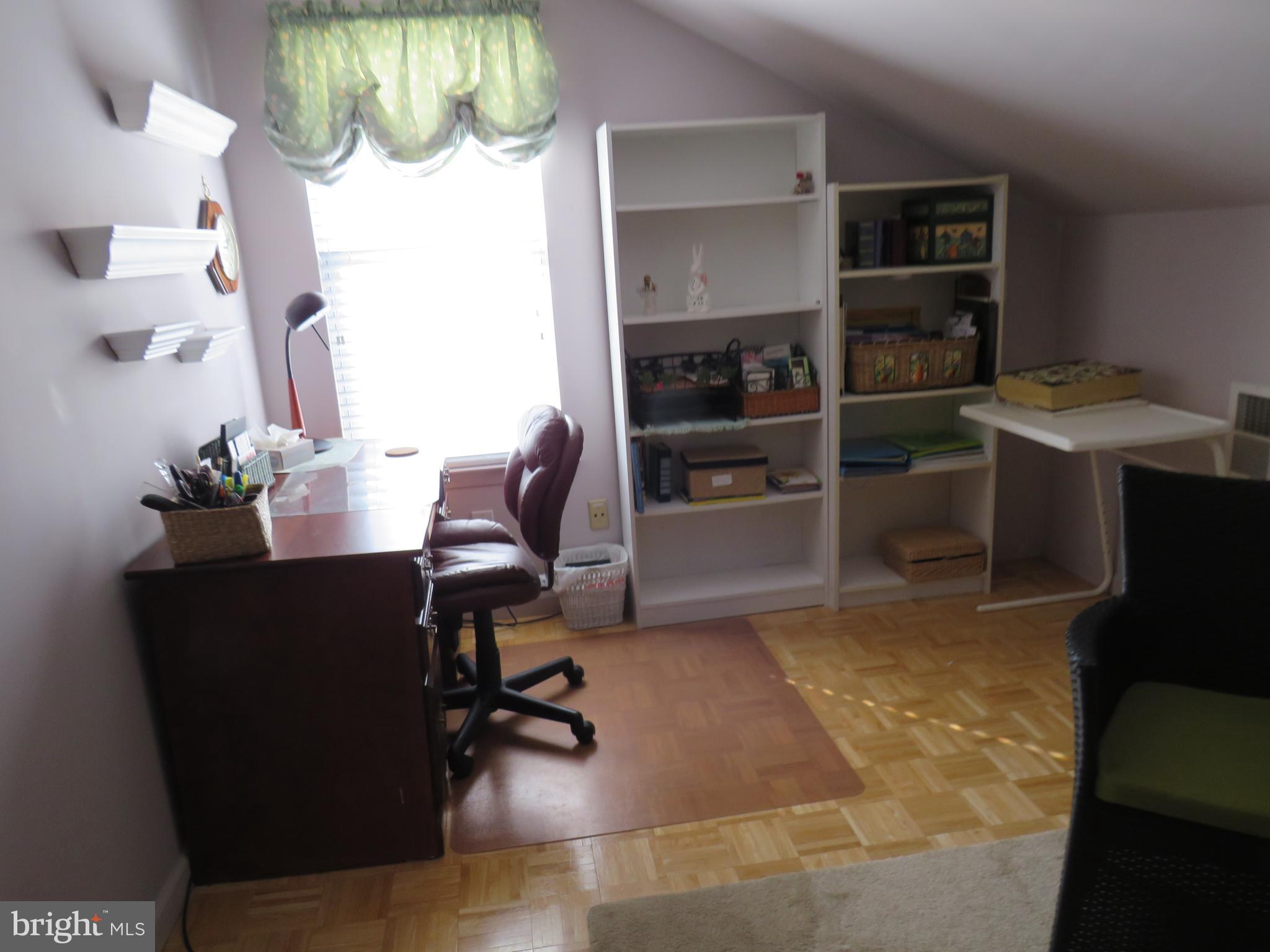 SUMMIT TRACE - Residential