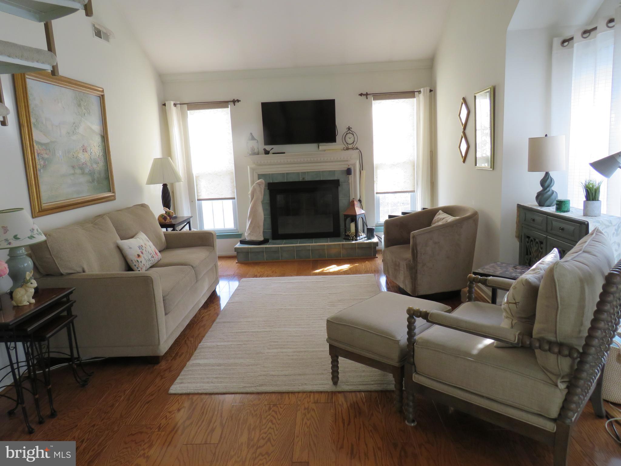 SUMMIT TRACE - Residential