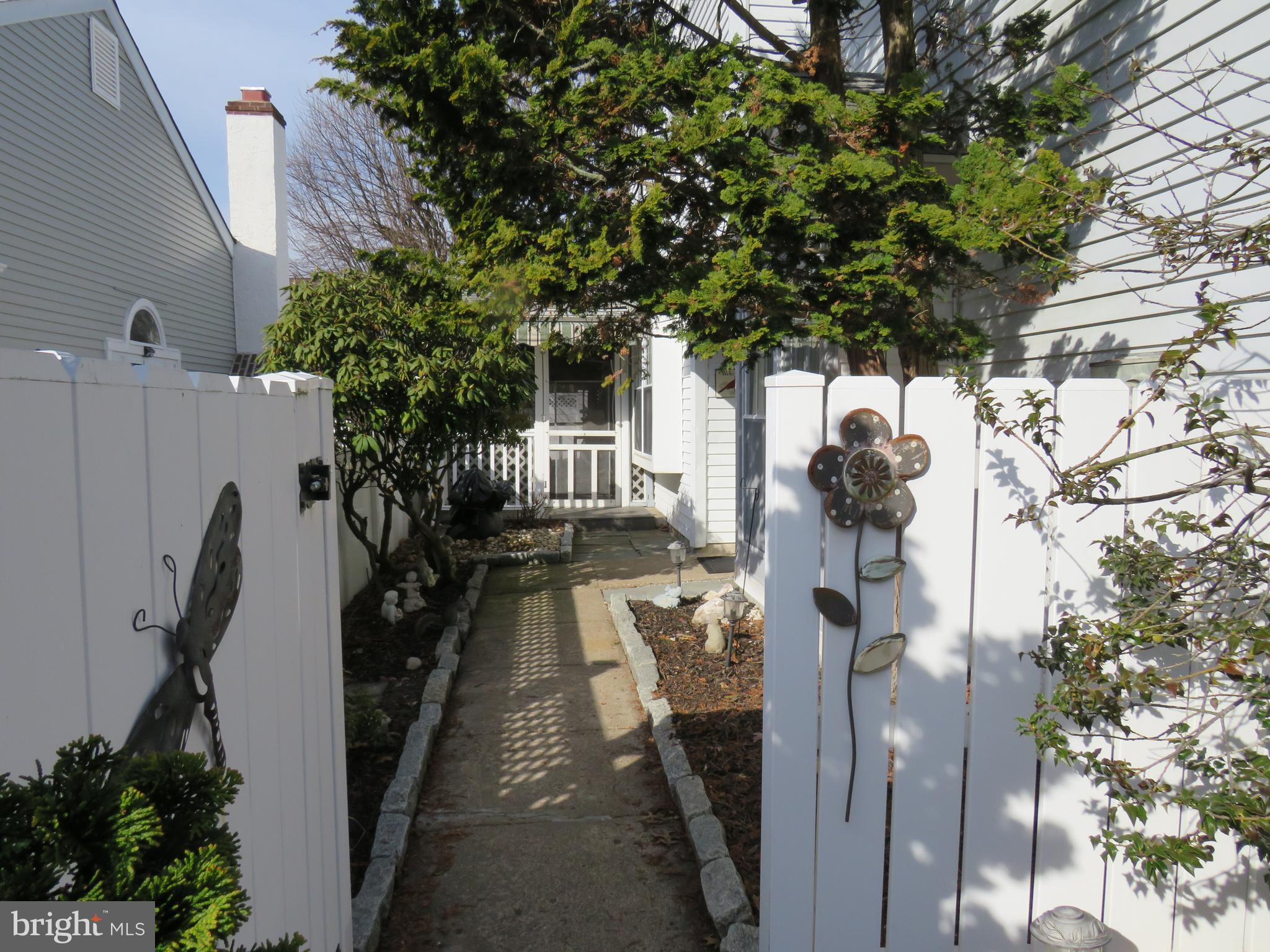 SUMMIT TRACE - Residential