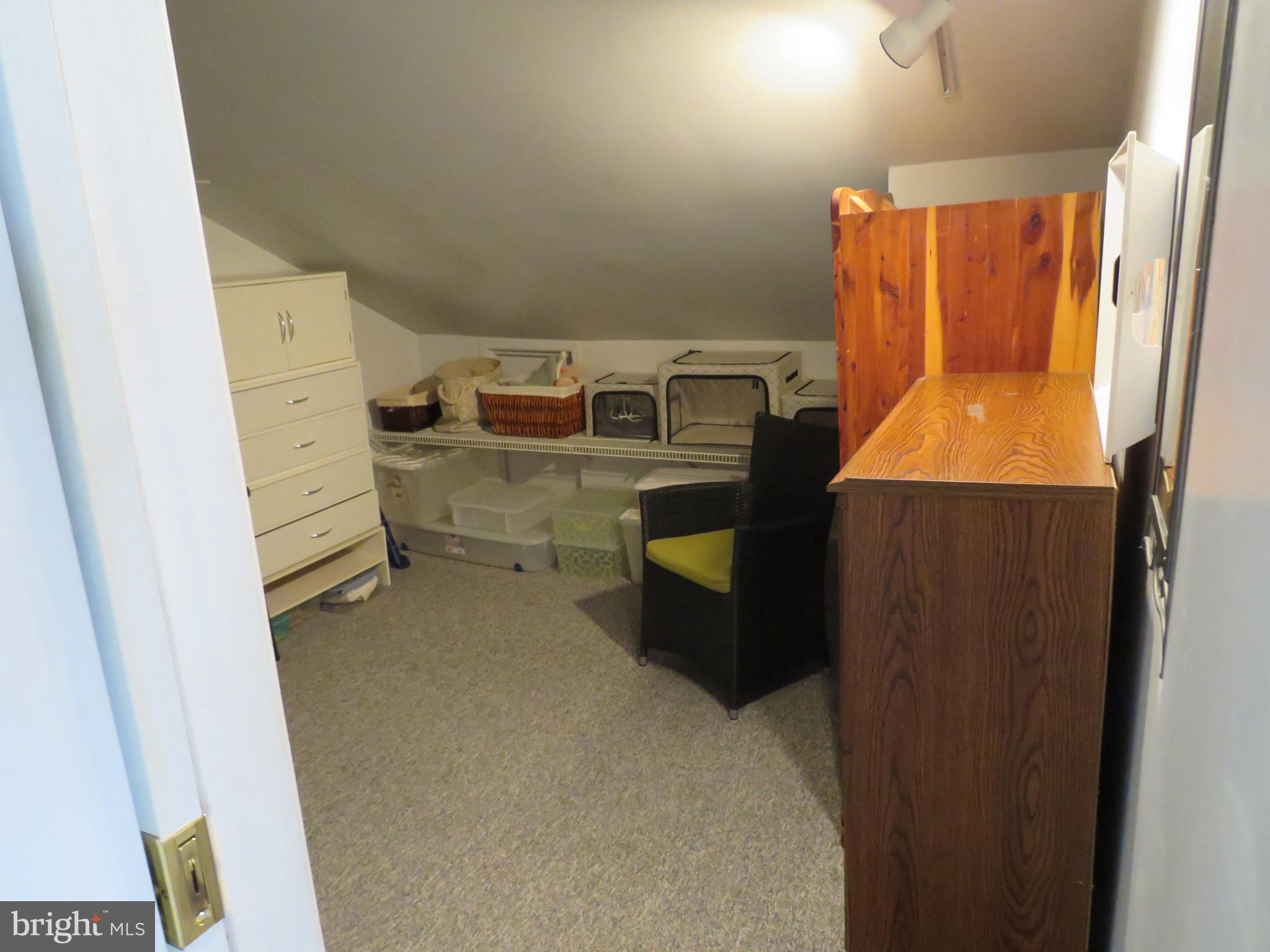 SUMMIT TRACE - Residential