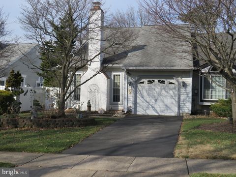 Townhouse For Sale - 179 Raintree Court<br/> LANGHORNE, PA 19047