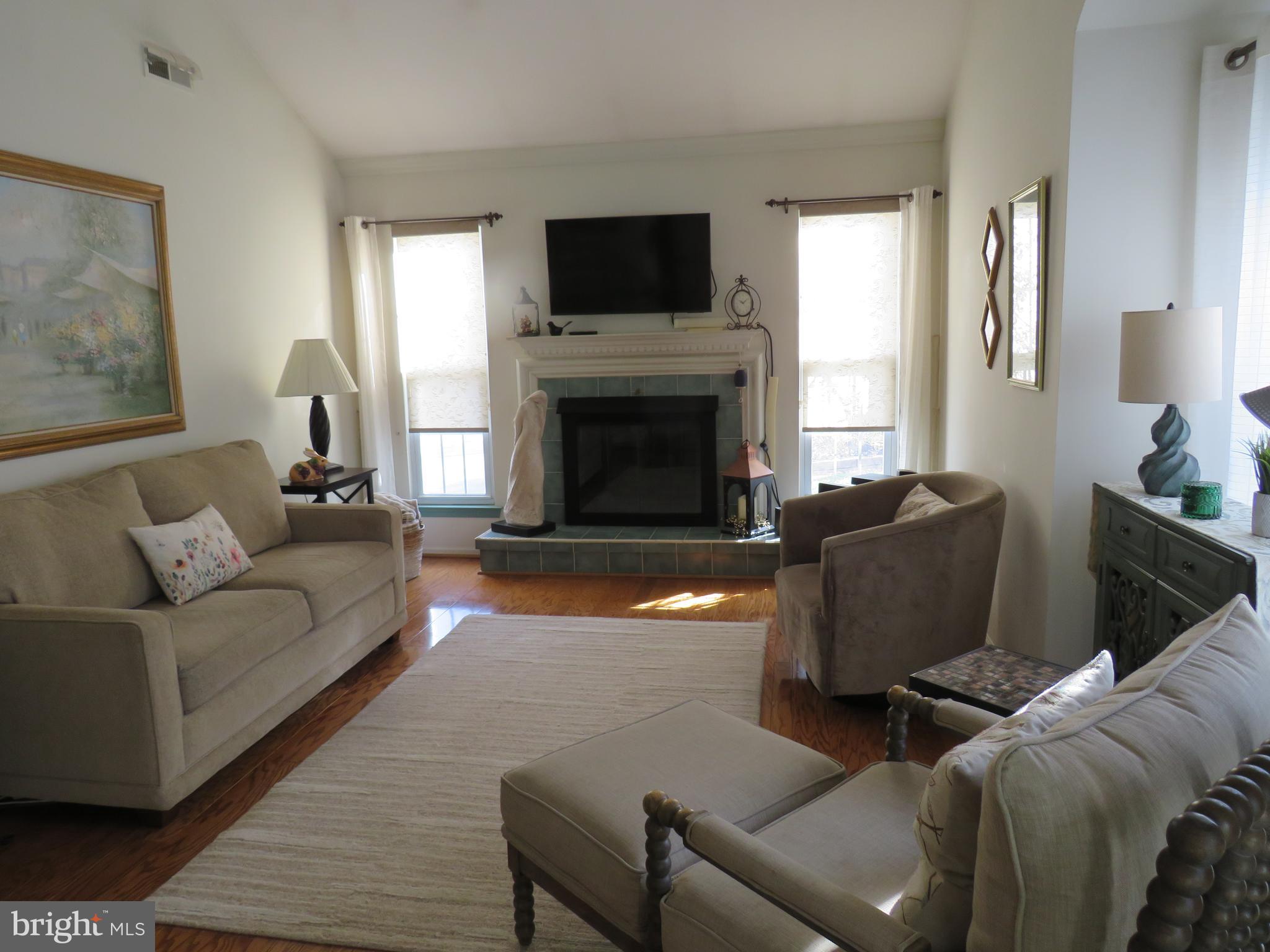 SUMMIT TRACE - Residential