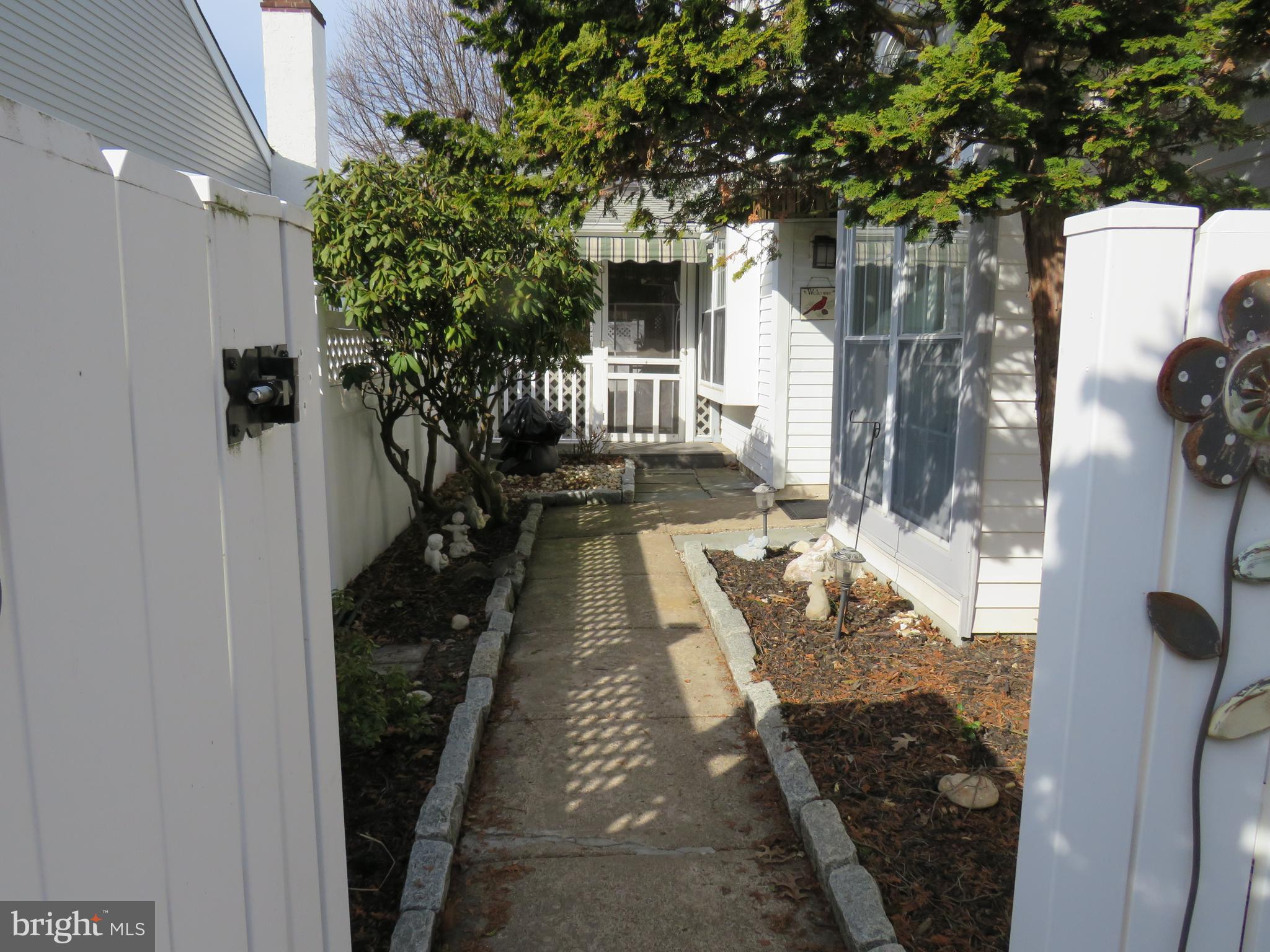 SUMMIT TRACE - Residential