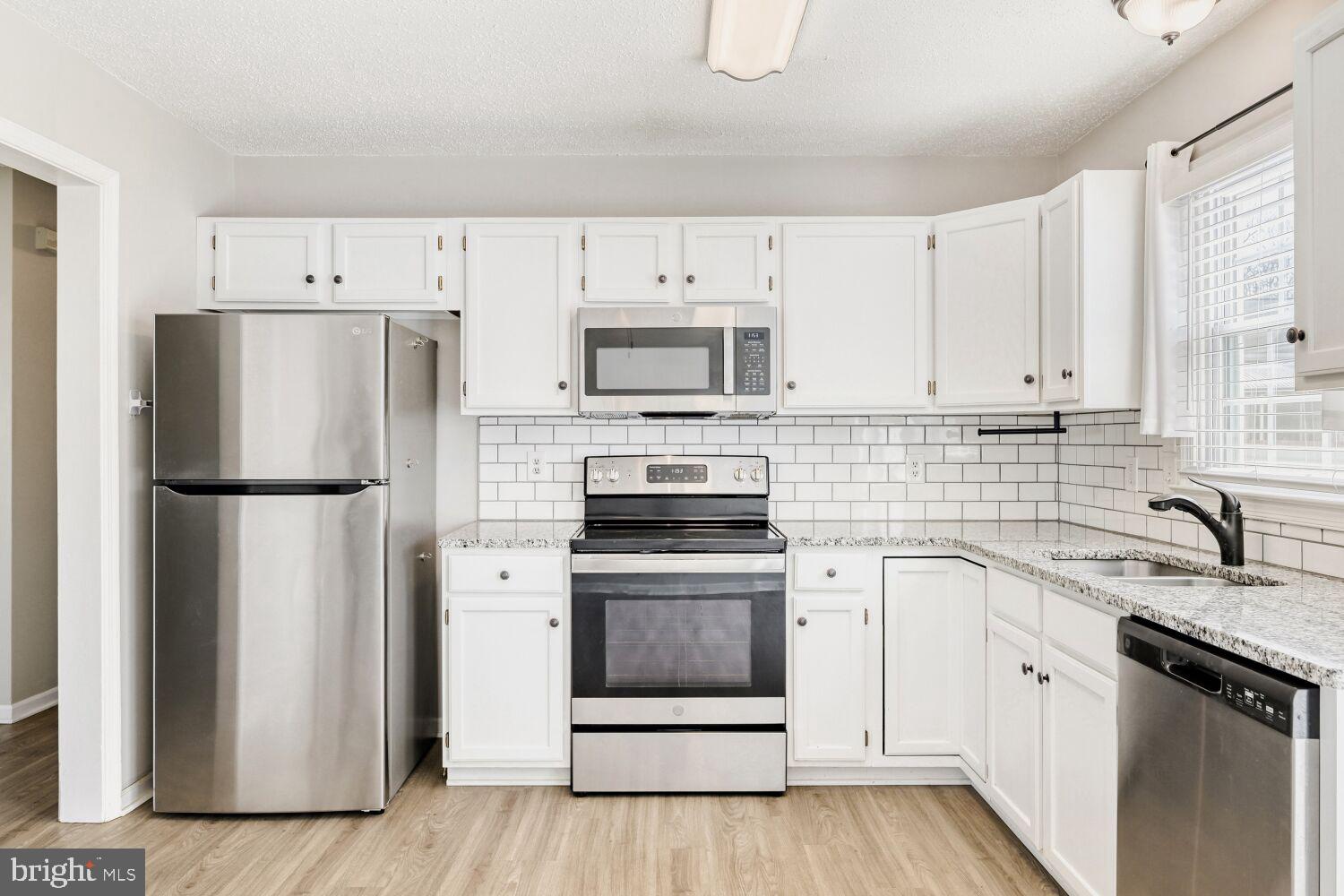 WOODWARD SQUARE - Residential