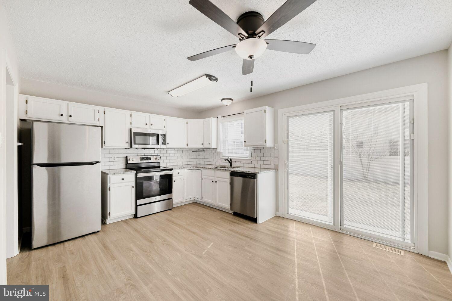 WOODWARD SQUARE - Residential