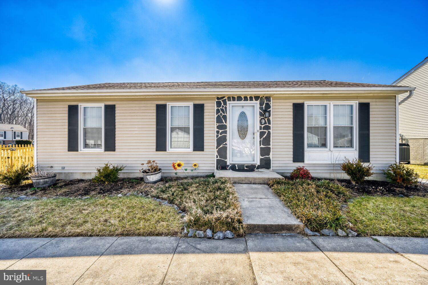 WOODWARD SQUARE - Residential