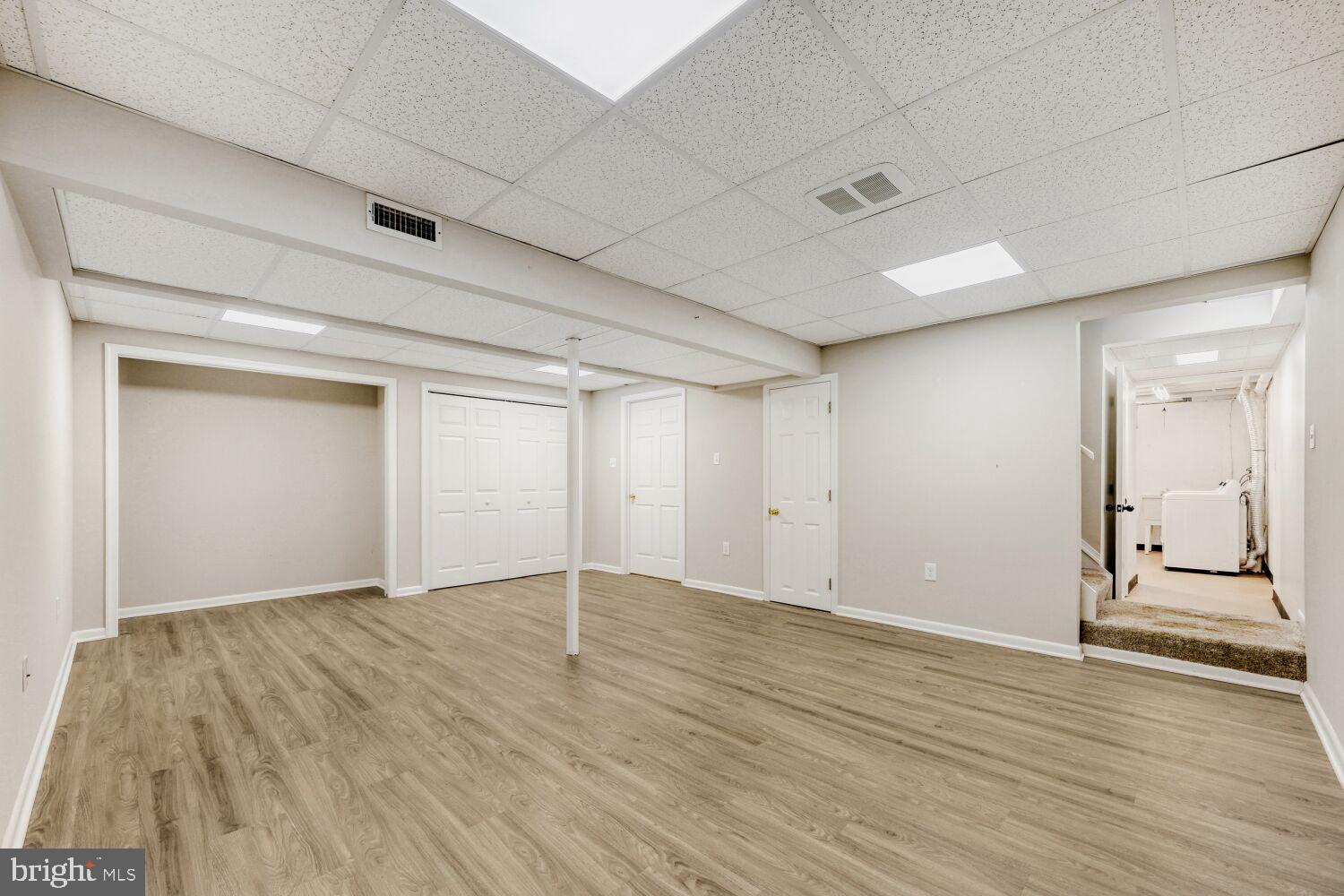 WOODWARD SQUARE - Residential