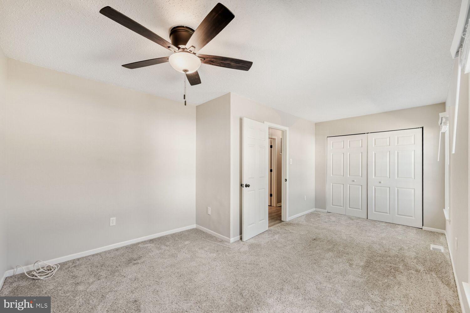 WOODWARD SQUARE - Residential