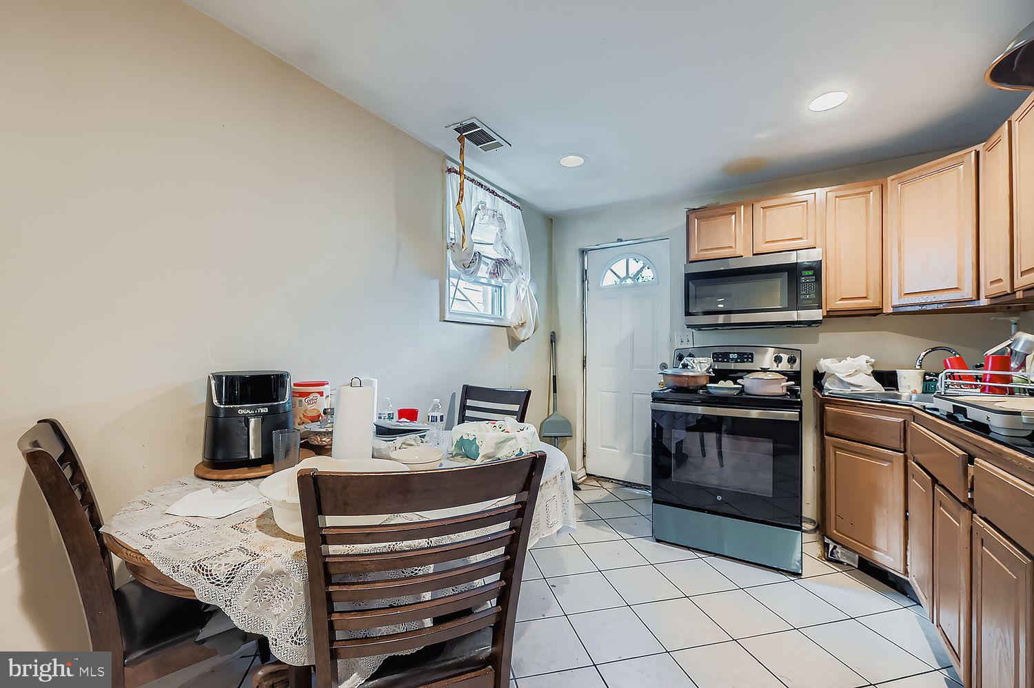 FRANKLIN SQUARE HISTORIC DISTRICT - Residential