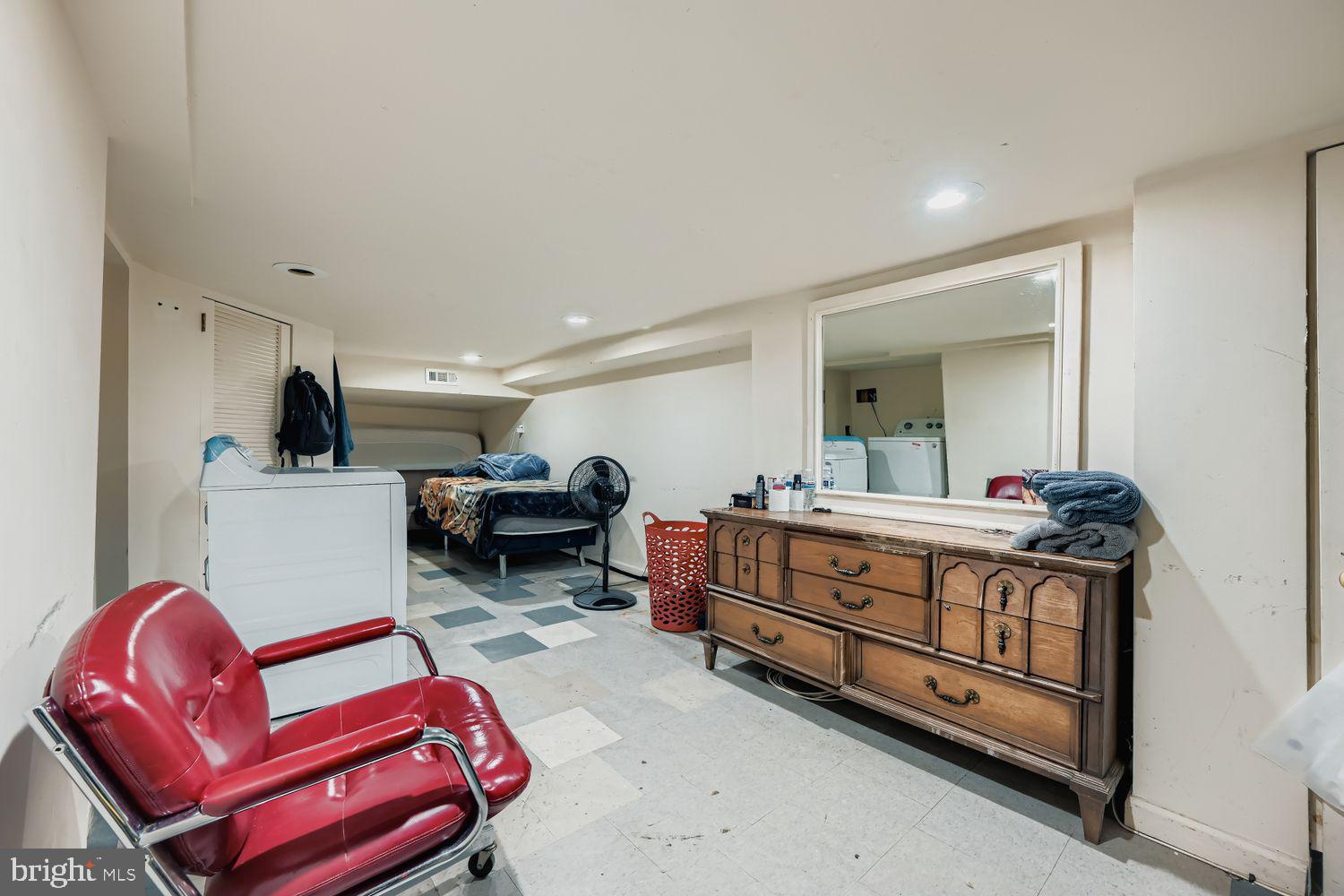 FRANKLIN SQUARE HISTORIC DISTRICT - Residential