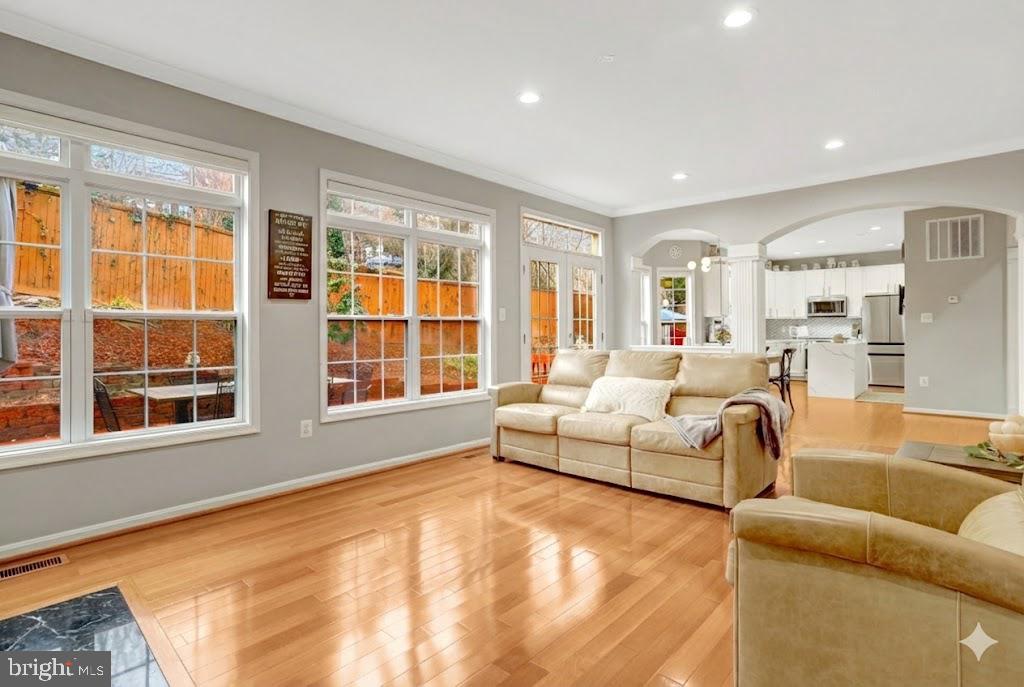 POHICK CROSSING - Residential