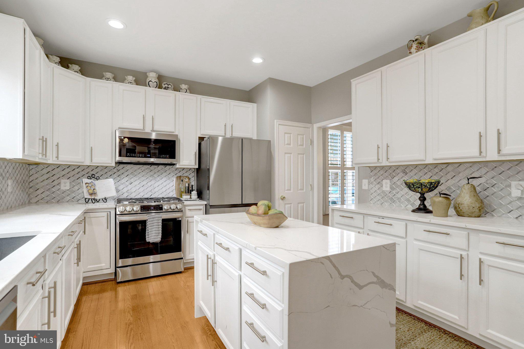 POHICK CROSSING - Residential