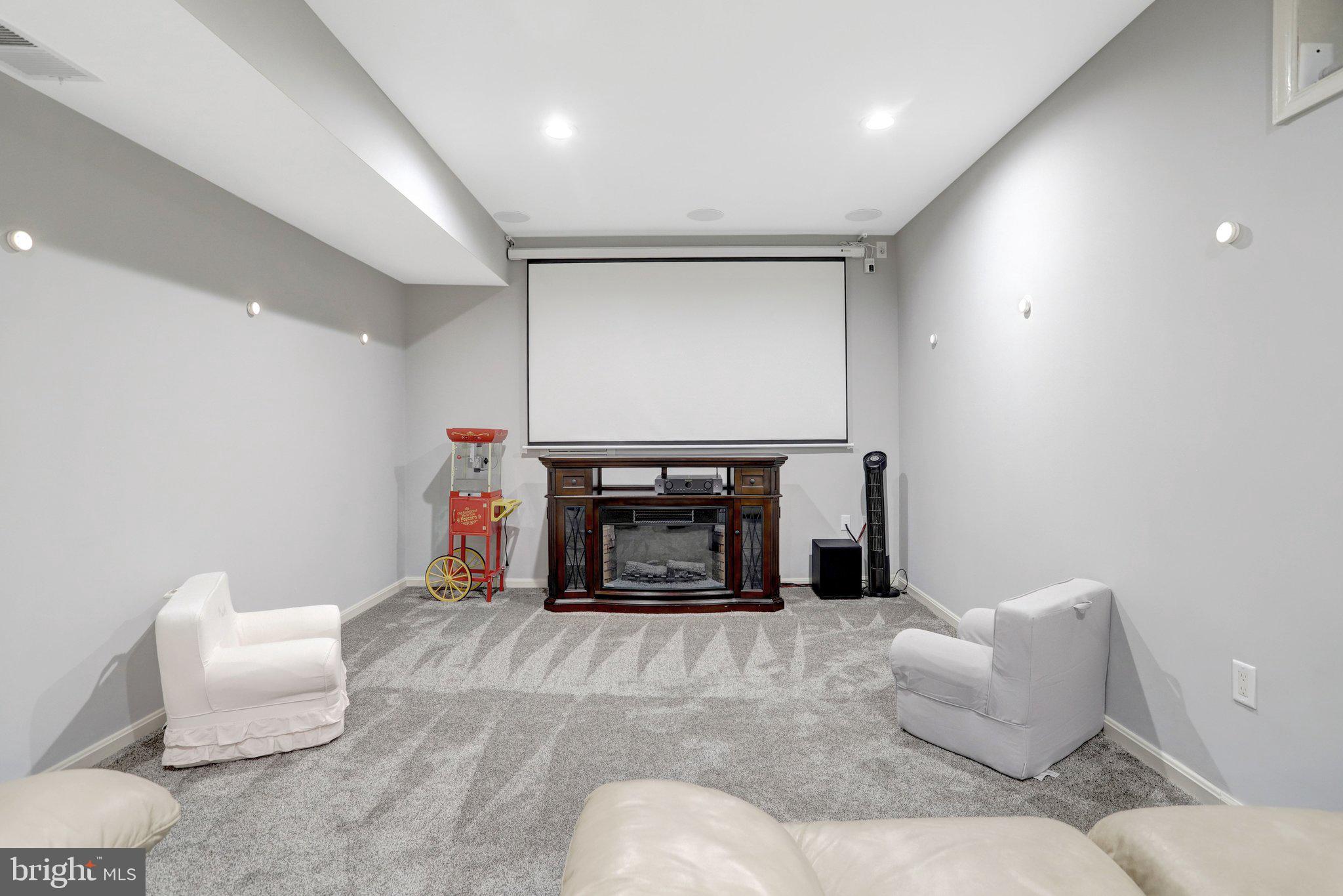 POHICK CROSSING - Residential