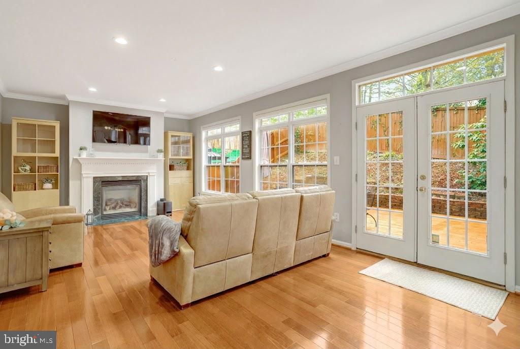 POHICK CROSSING - Residential