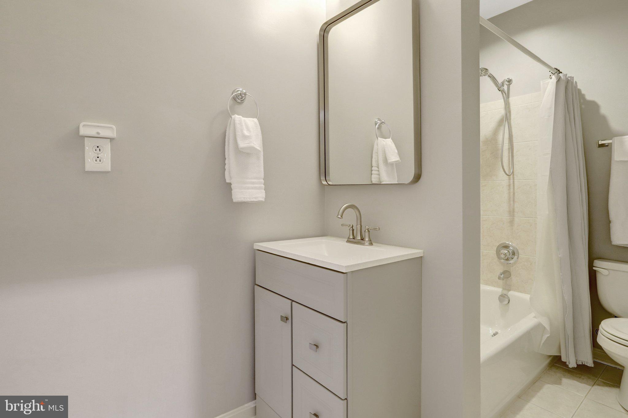 POHICK CROSSING - Residential