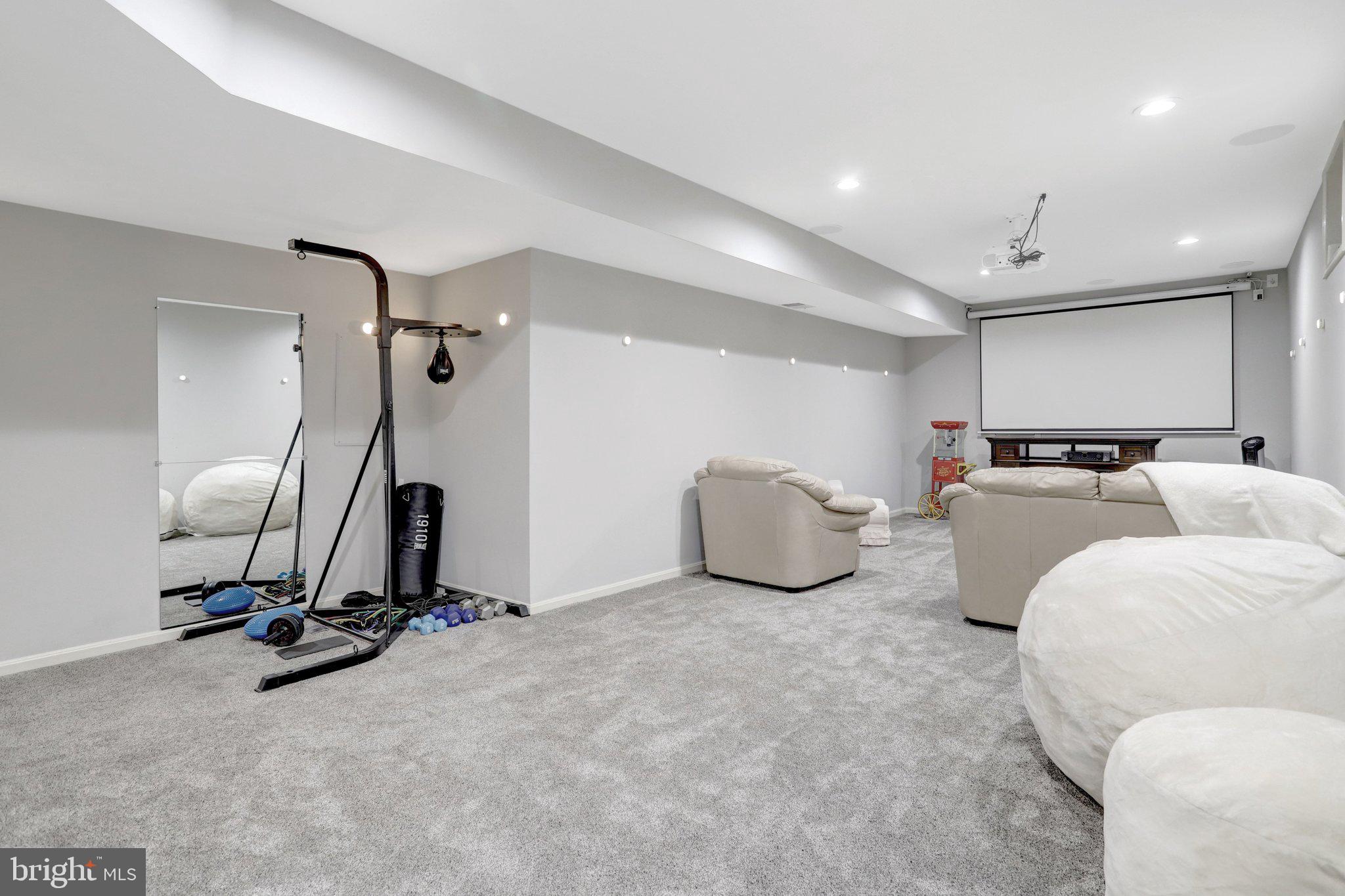 POHICK CROSSING - Residential