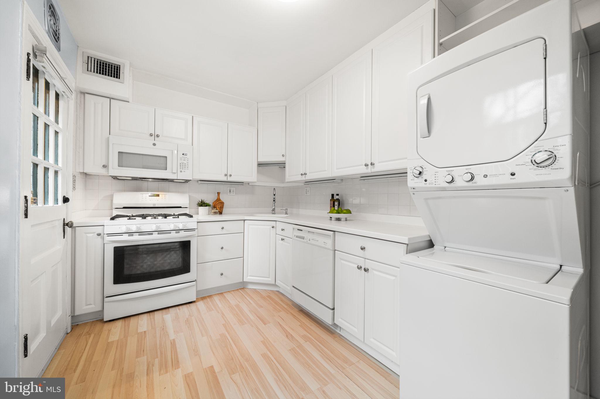 ARLINGTON VILLAGE - Residential