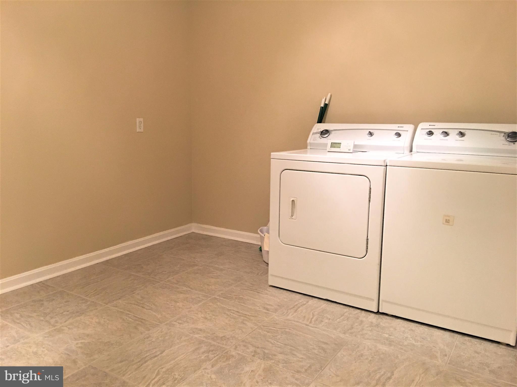 CRESSEN RUN - Residential