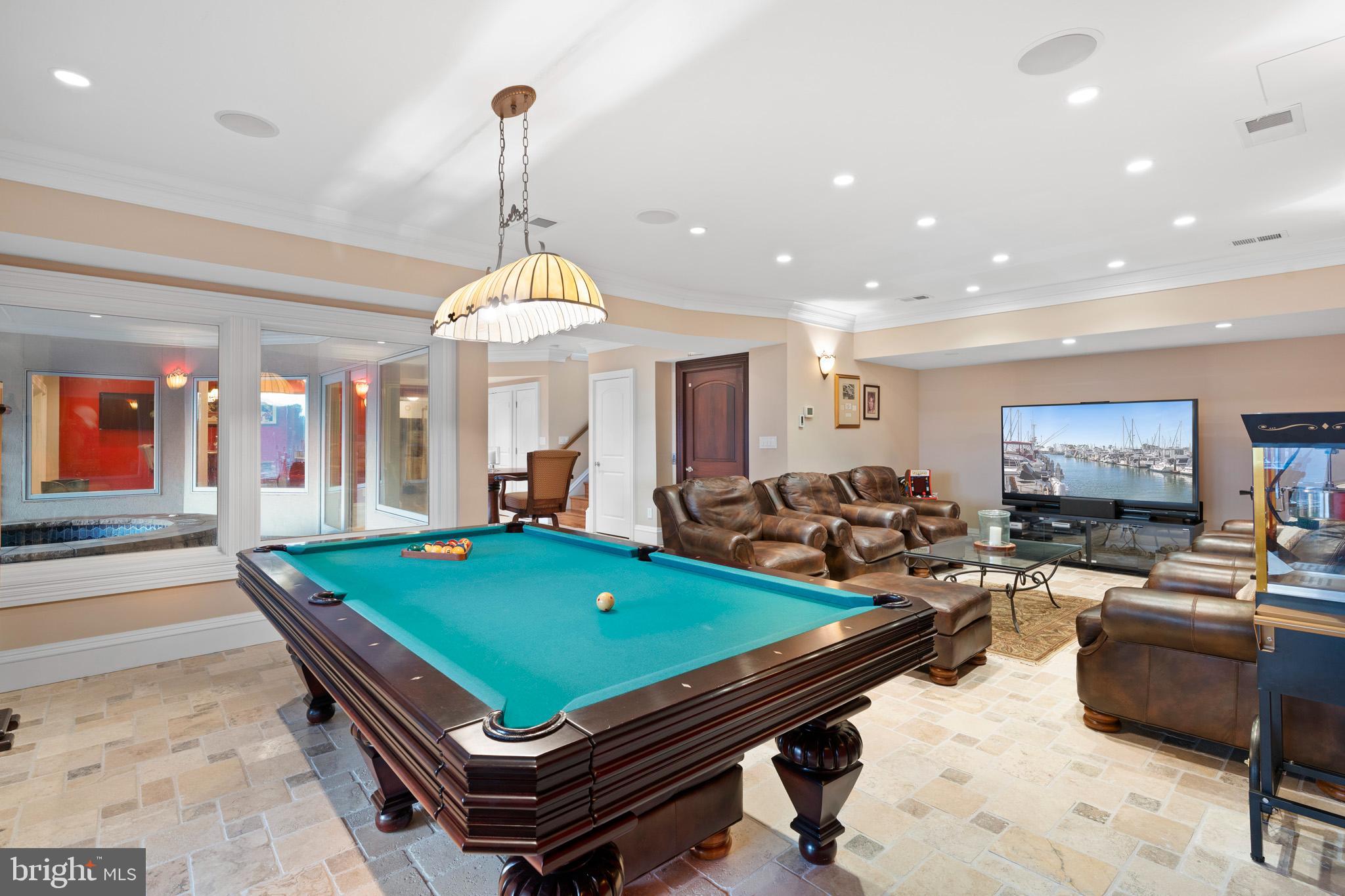 DRUM POINT - Residential