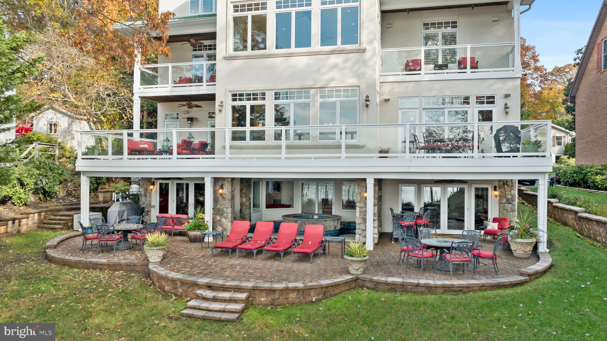 DRUM POINT - Residential