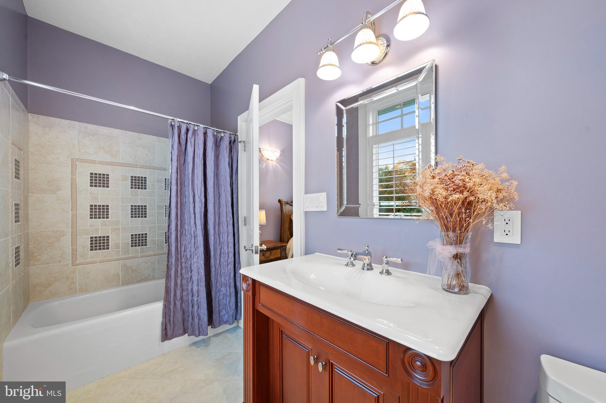 DRUM POINT - Residential