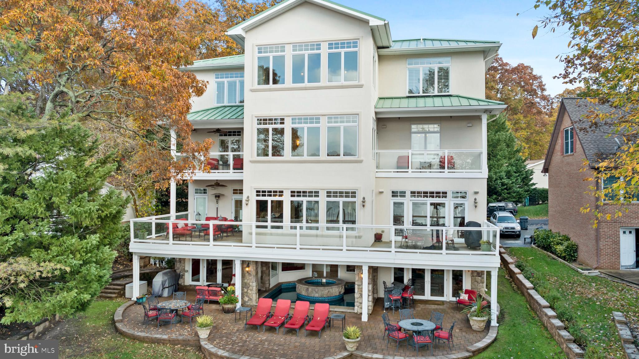 DRUM POINT - Residential