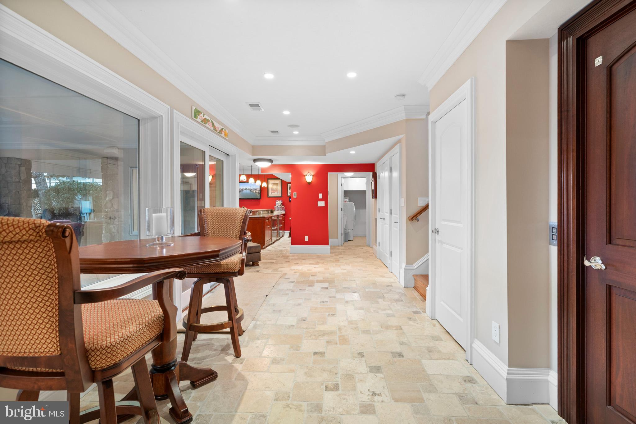 DRUM POINT - Residential