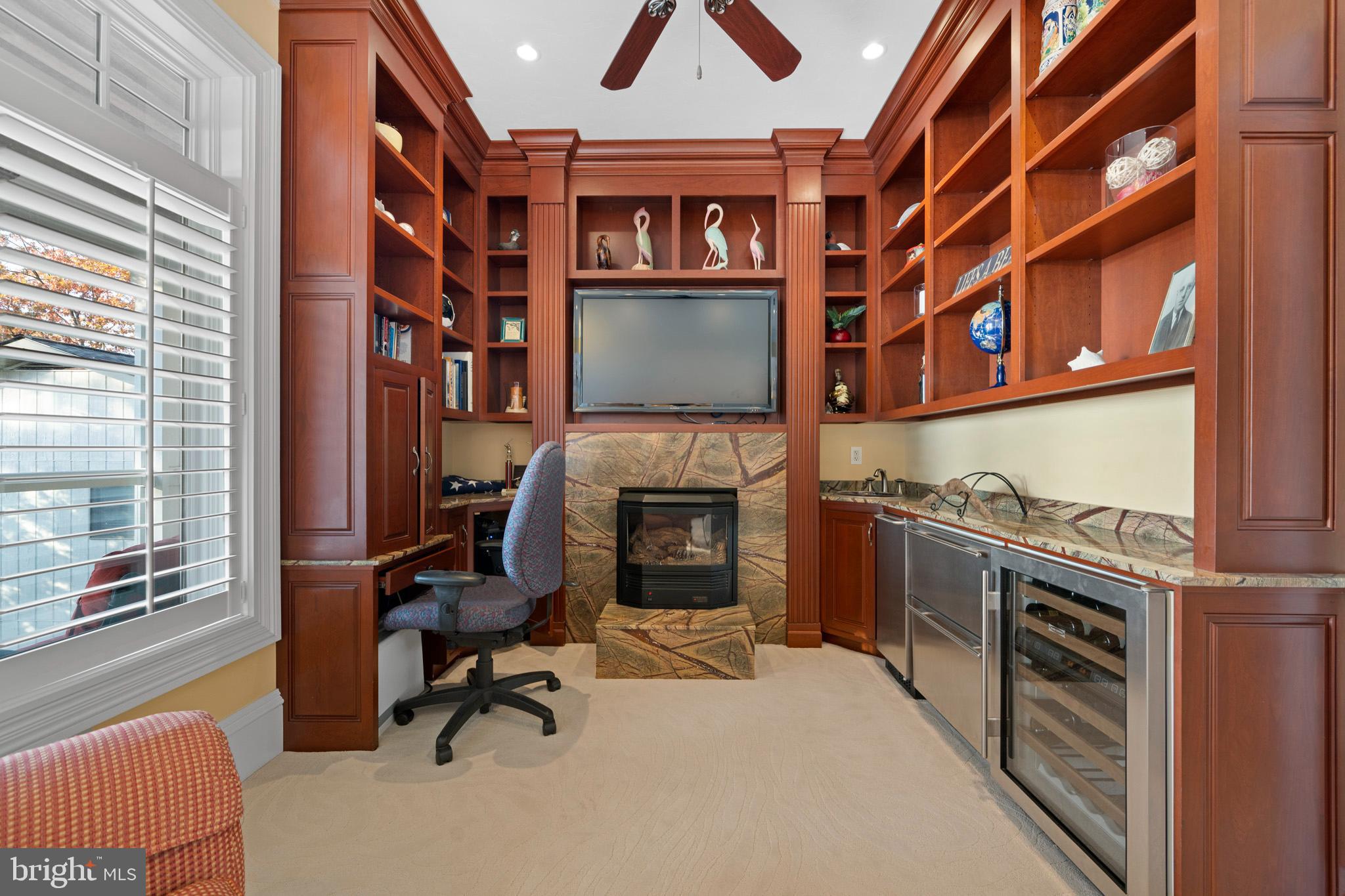 DRUM POINT - Residential