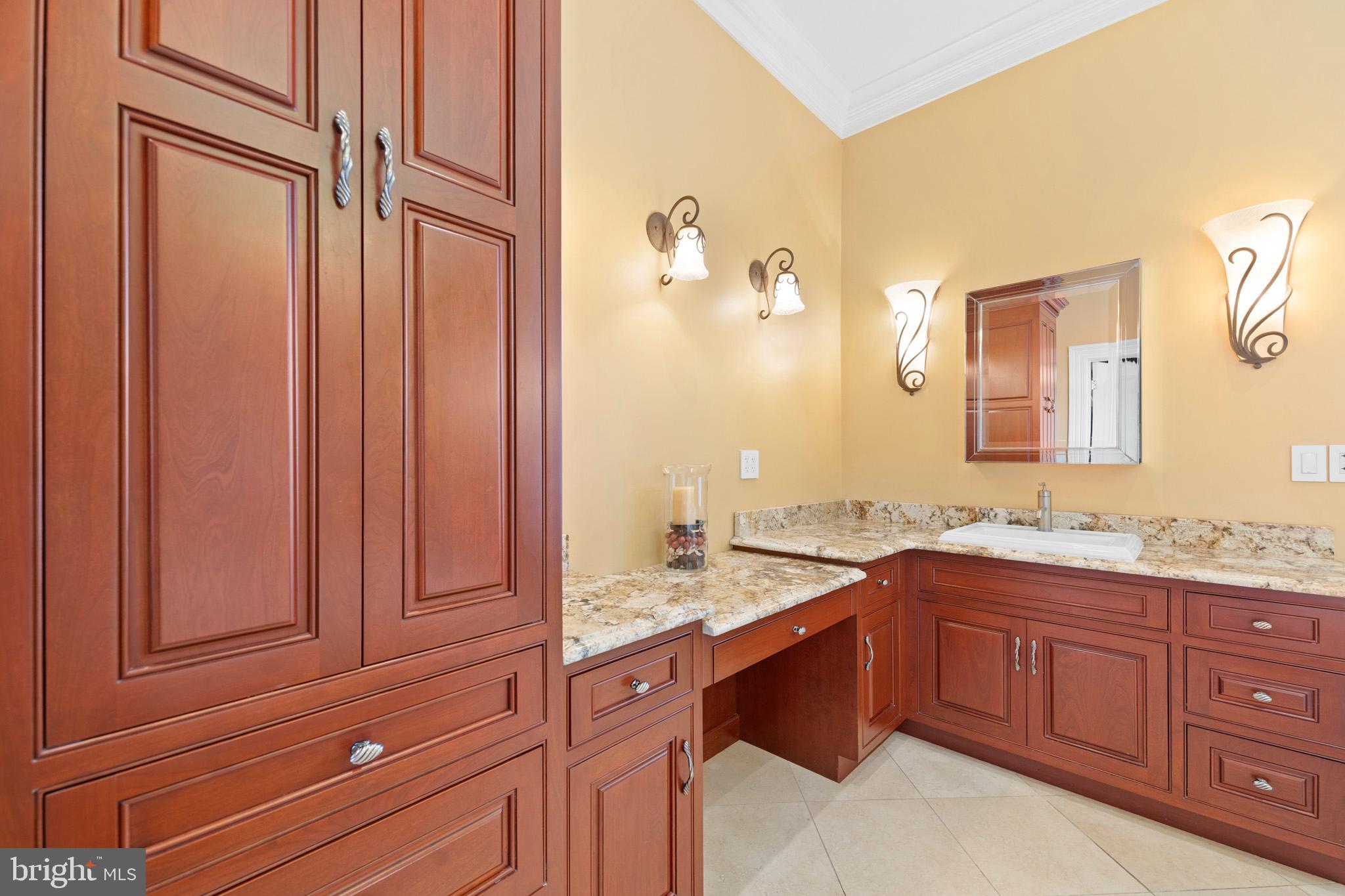 DRUM POINT - Residential