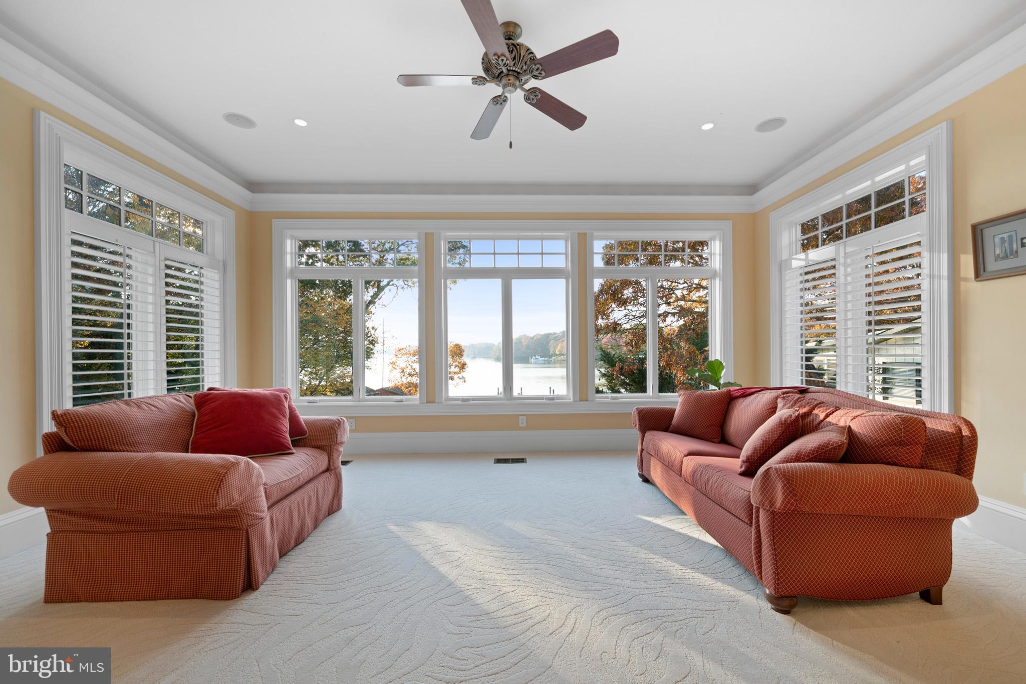 DRUM POINT - Residential