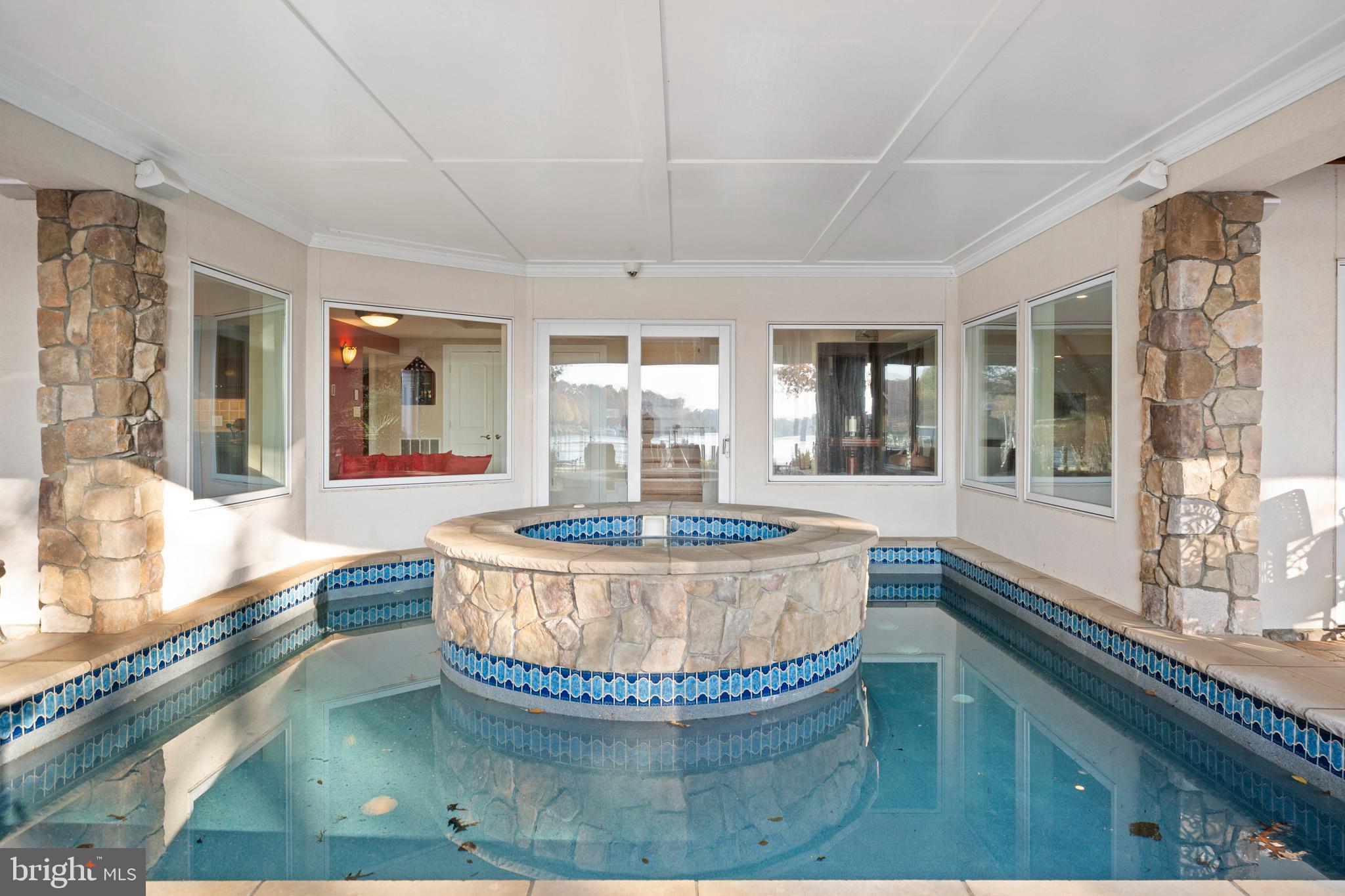 DRUM POINT - Residential