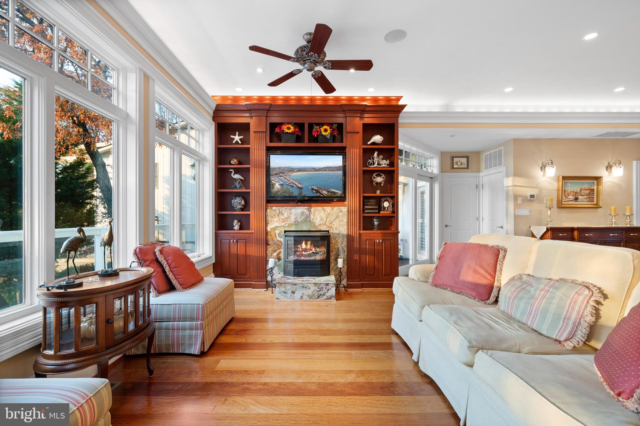 DRUM POINT - Residential