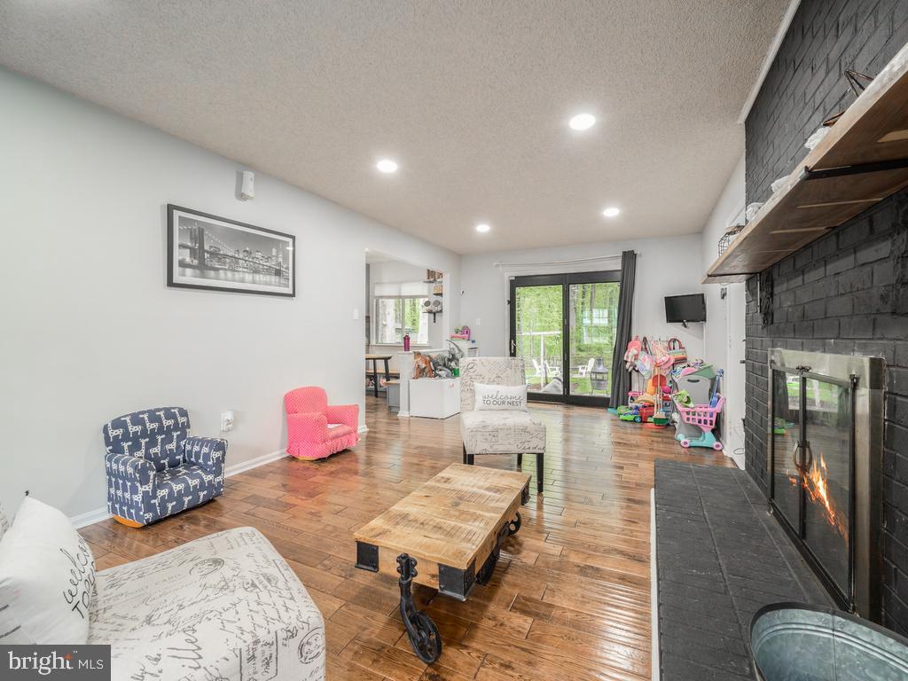 HARBORS OF NEWPORT - Residential