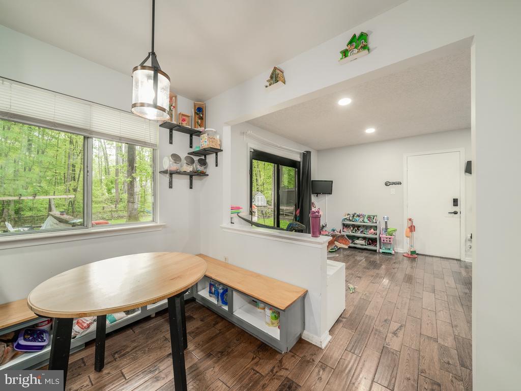 HARBORS OF NEWPORT - Residential