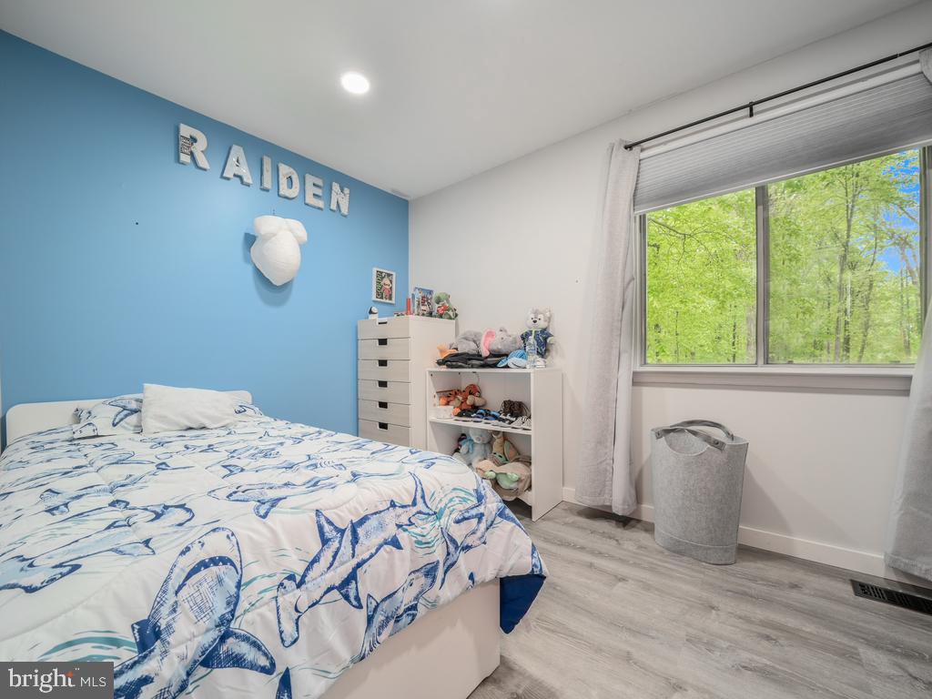 HARBORS OF NEWPORT - Residential