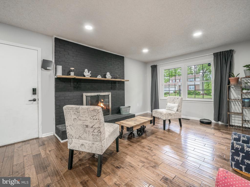 HARBORS OF NEWPORT - Residential