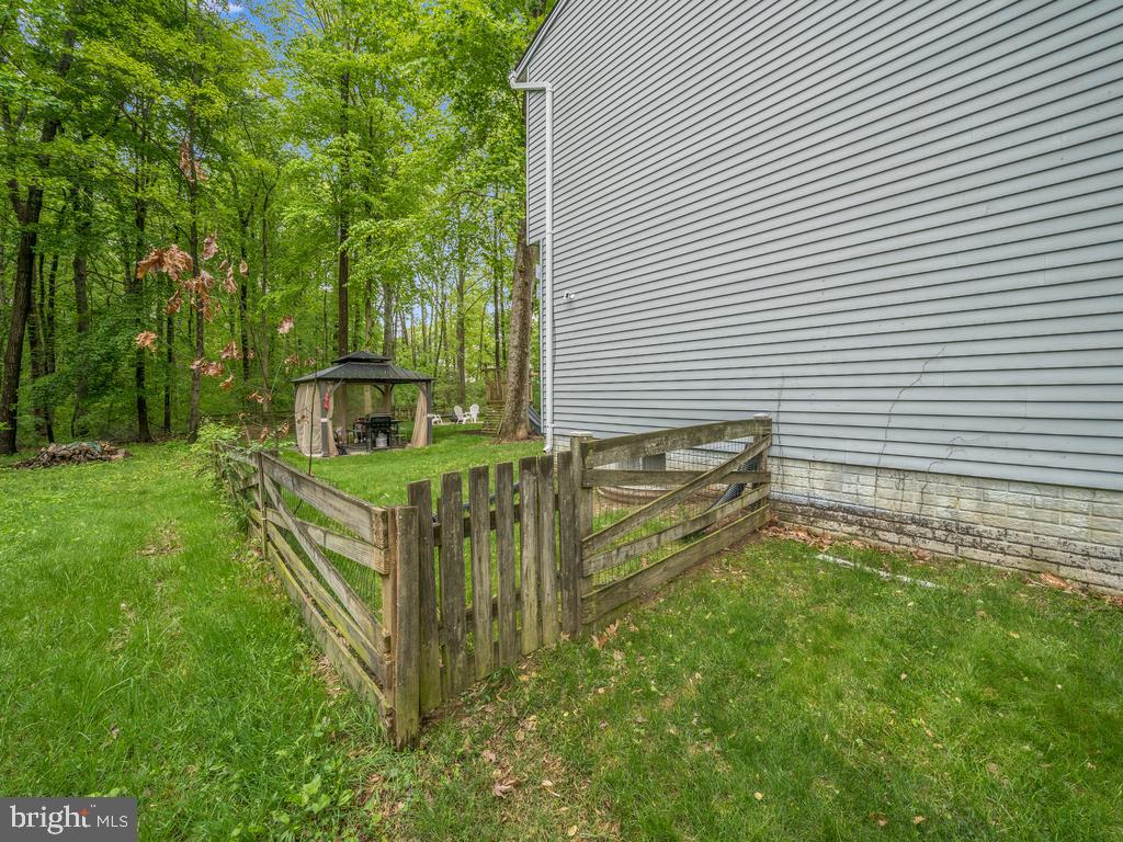 HARBORS OF NEWPORT - Residential