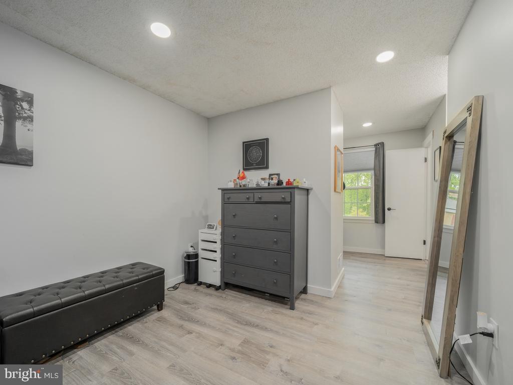 HARBORS OF NEWPORT - Residential