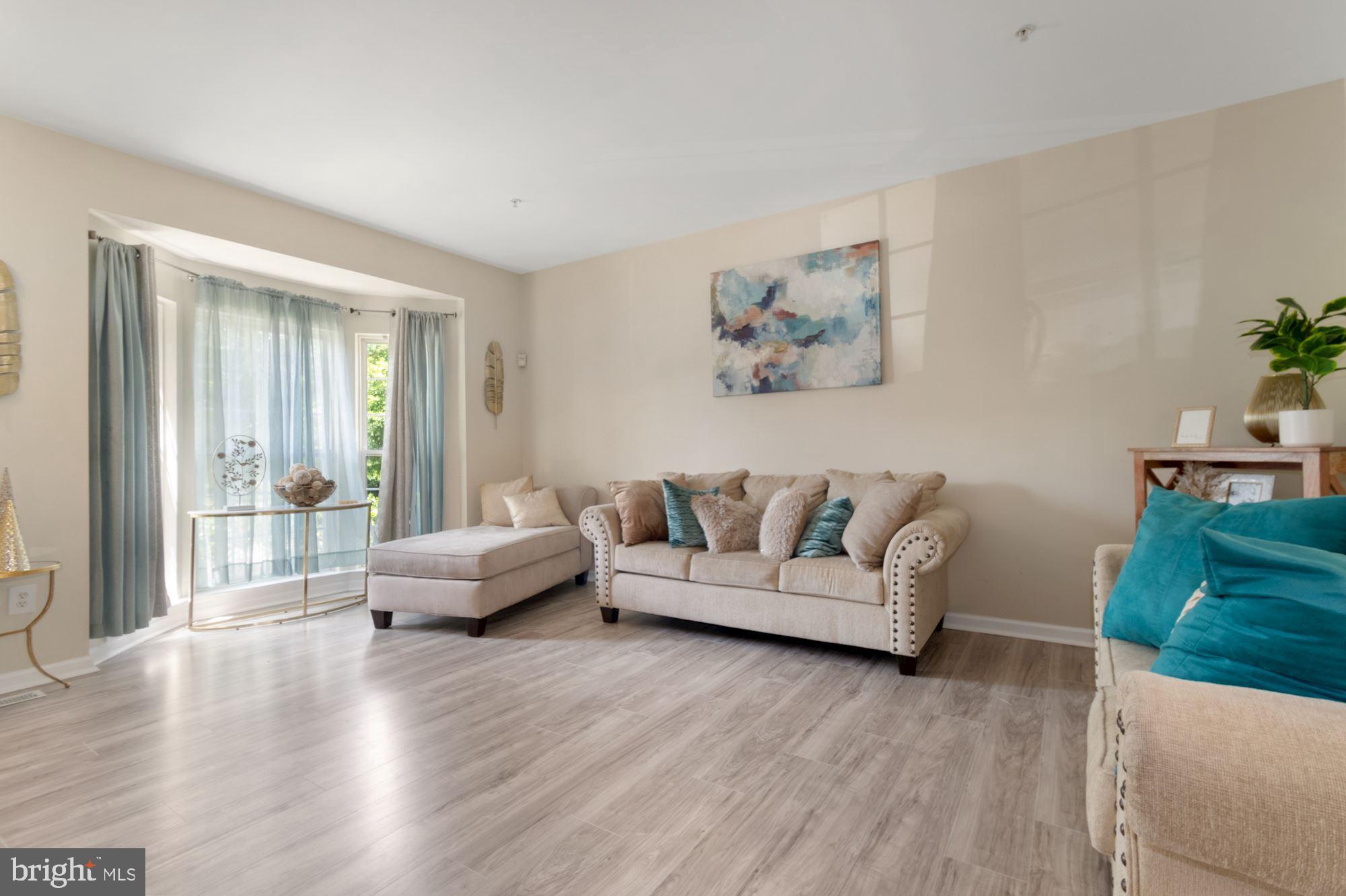 VISTA GARDENS PLAT 1> - Residential