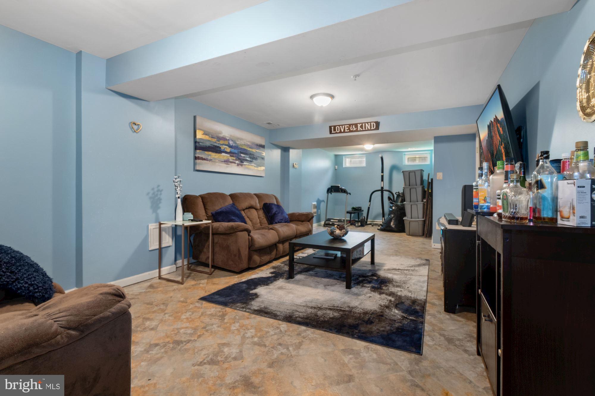 VISTA GARDENS PLAT 1> - Residential