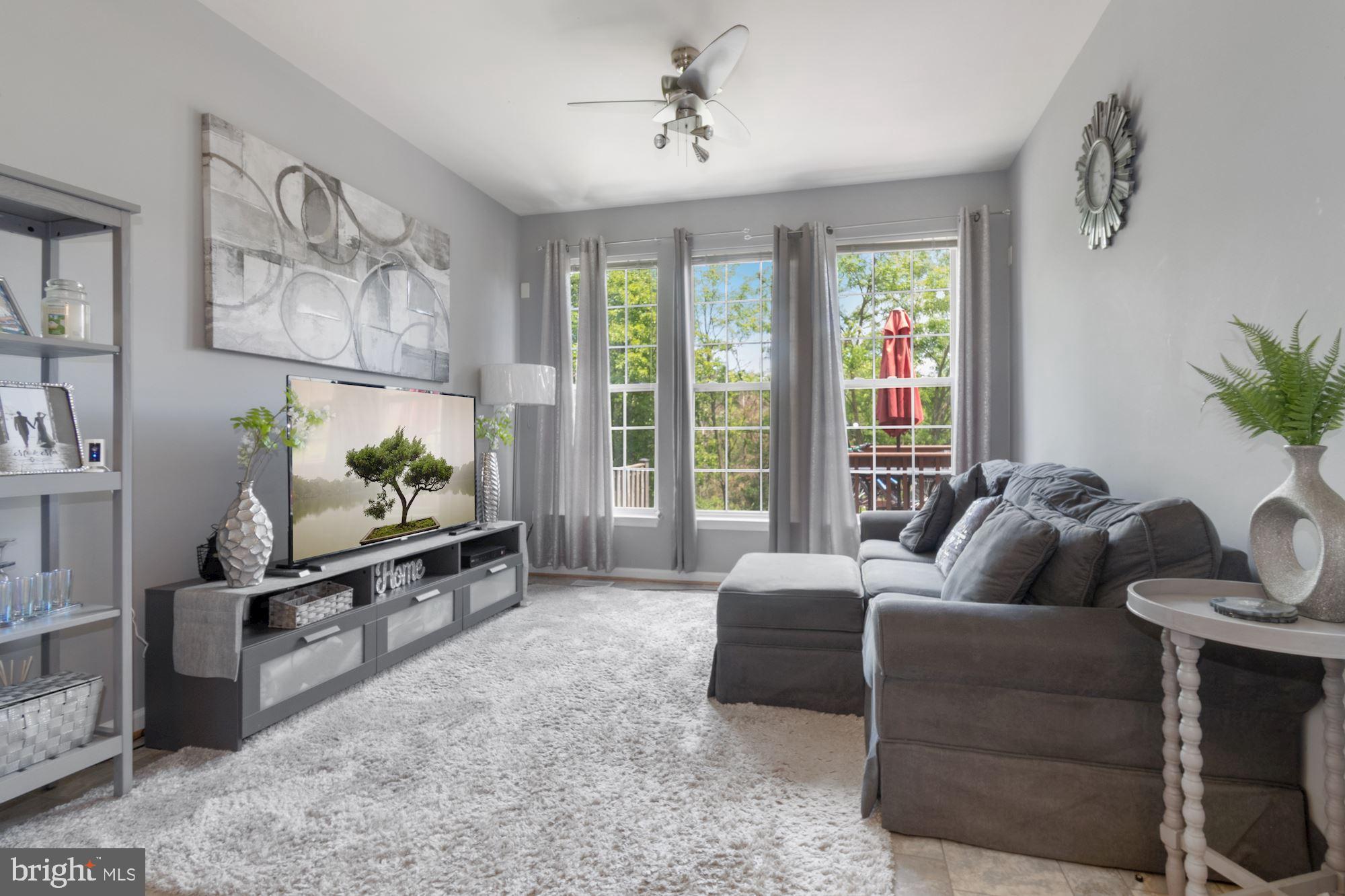 VISTA GARDENS PLAT 1> - Residential