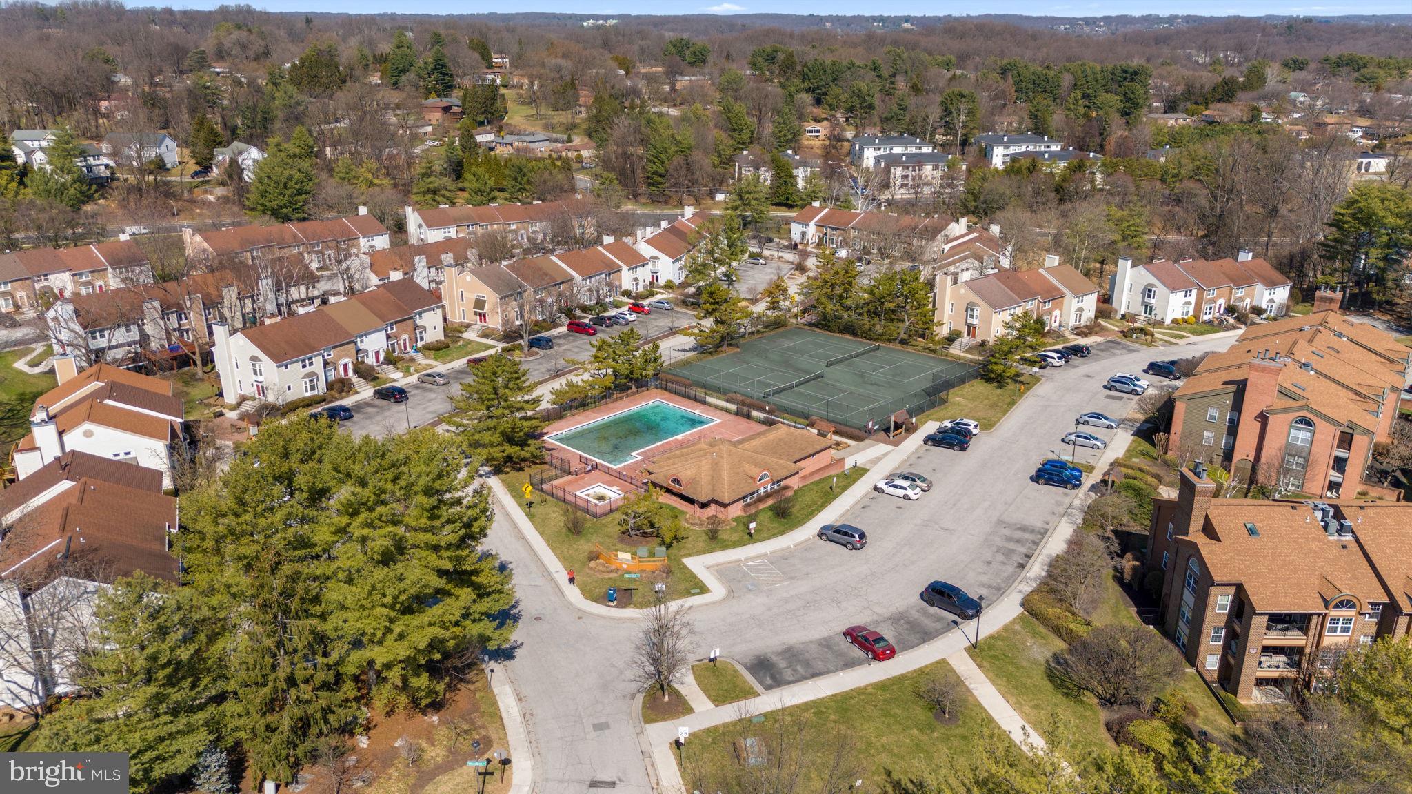 FALLS GABLE - Residential