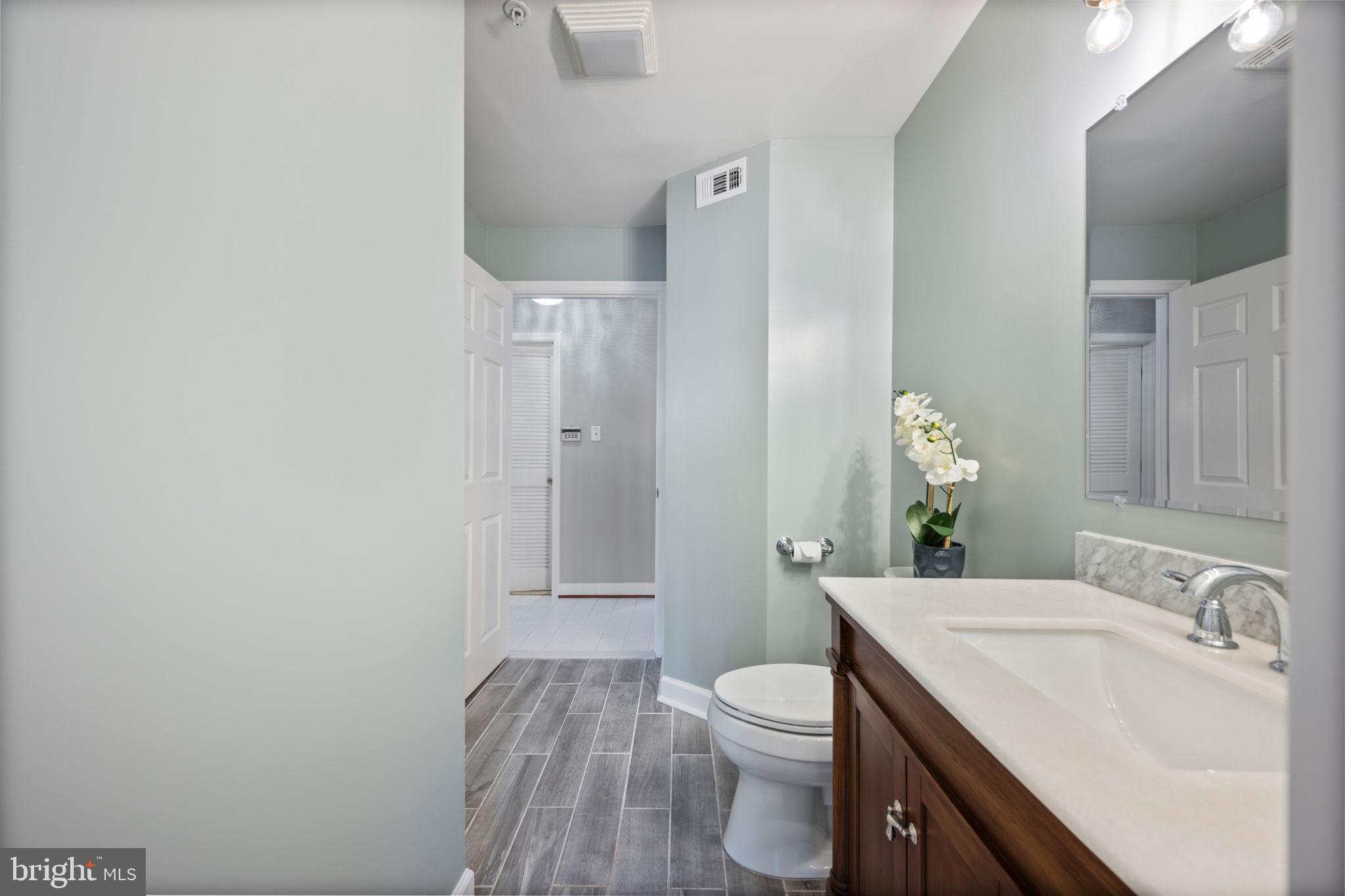 FALLS GABLE - Residential