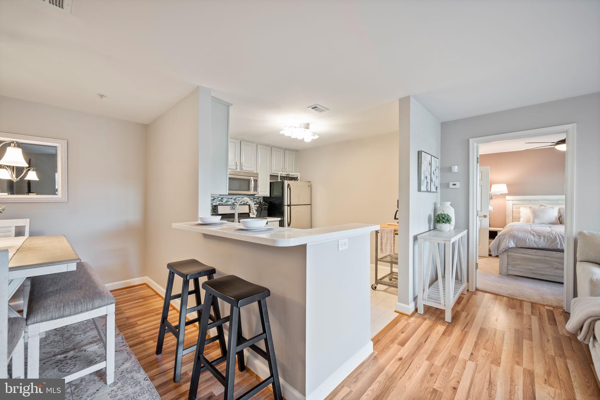 FALLS GABLE - Residential