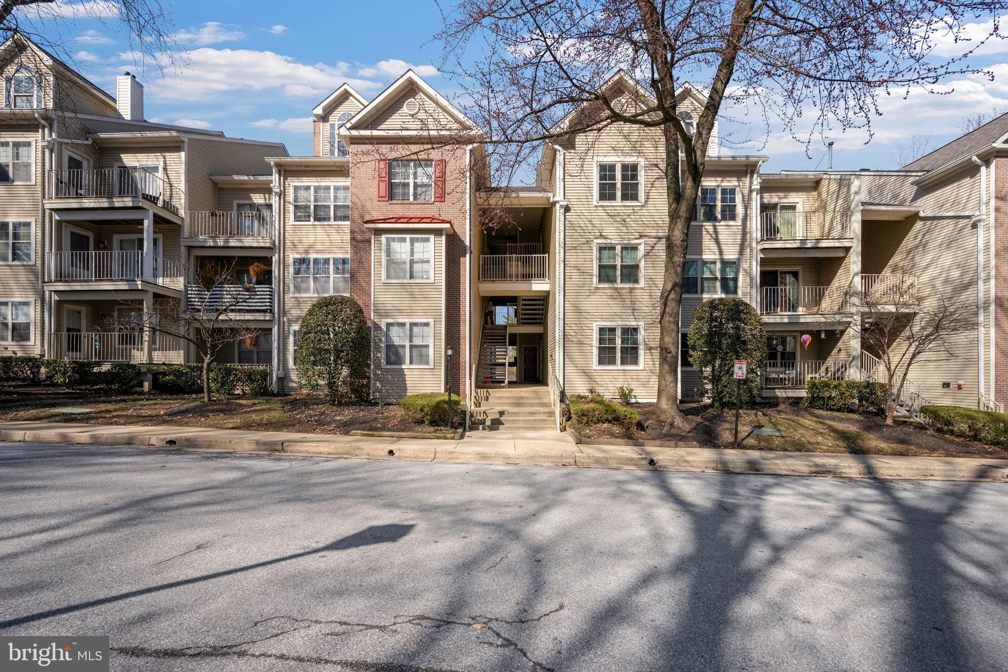 FALLS GABLE - Residential