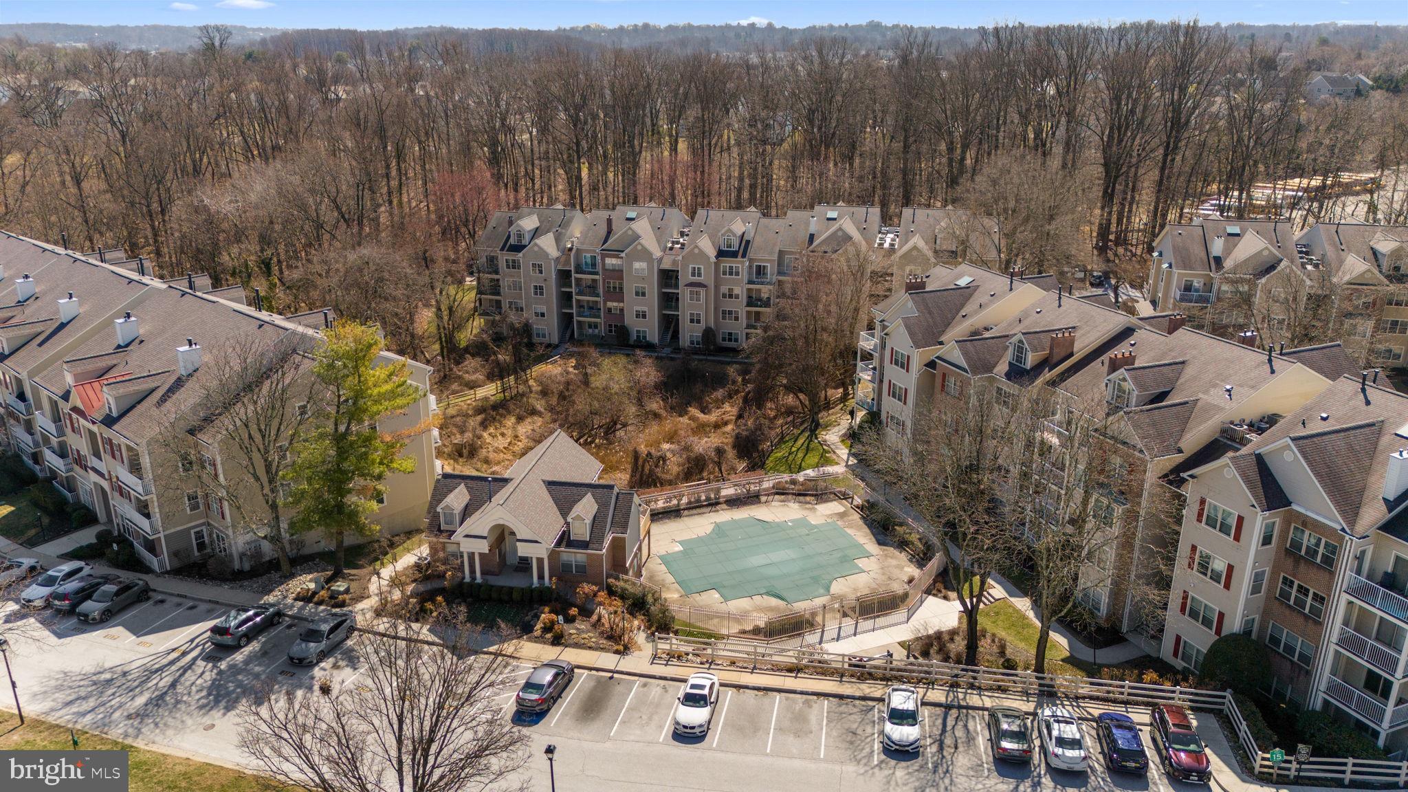 FALLS GABLE - Residential