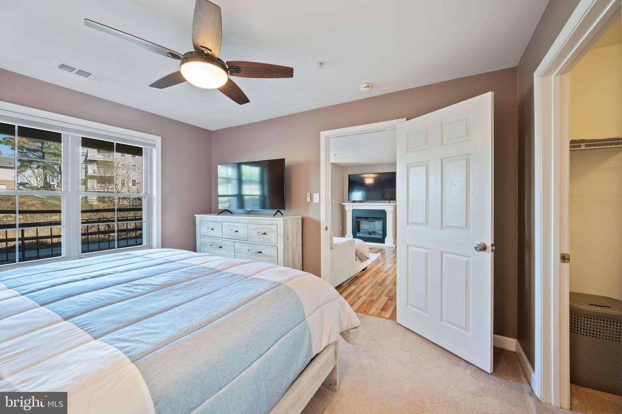 FALLS GABLE - Residential