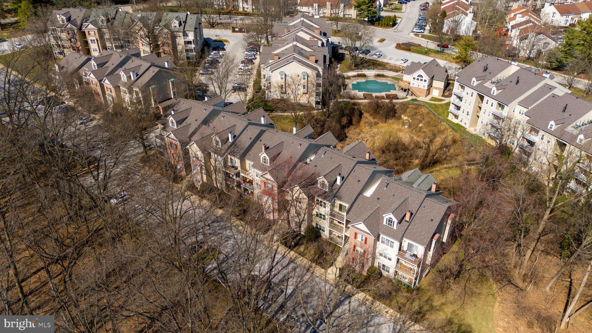 FALLS GABLE - Residential